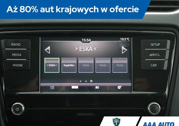 Skoda Octavia cena 42000 przebieg: 197693, rok produkcji 2018 z Kazimierza Wielka małe 211